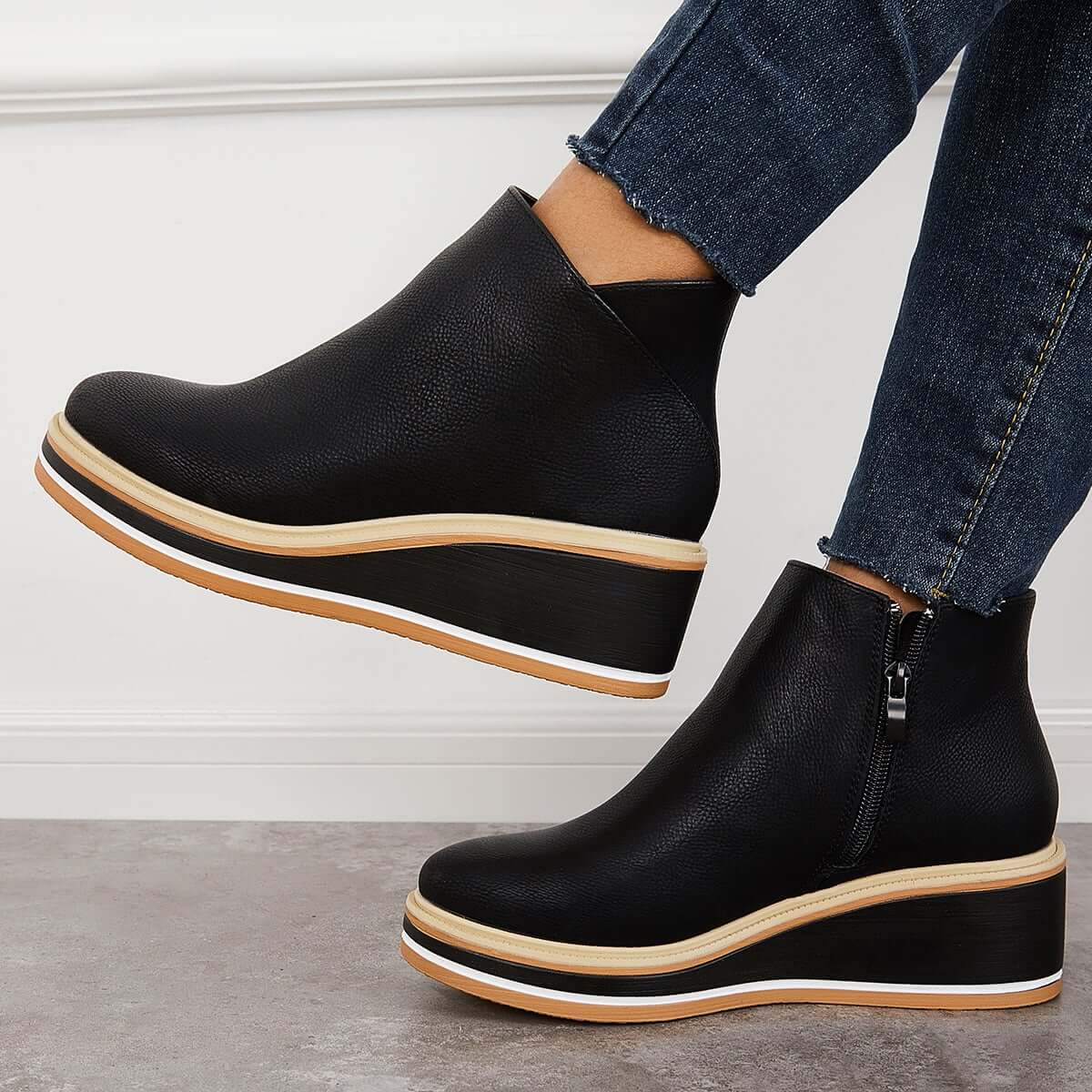 Women's Casual Vegan Leather Plateau Ankle Boots with Zipper | Ideal for Autumn / Winter