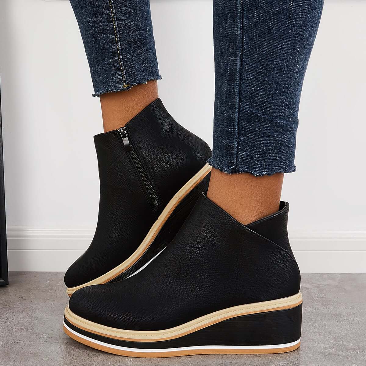 Women's Casual Vegan Leather Plateau Ankle Boots with Zipper | Ideal for Autumn / Winter