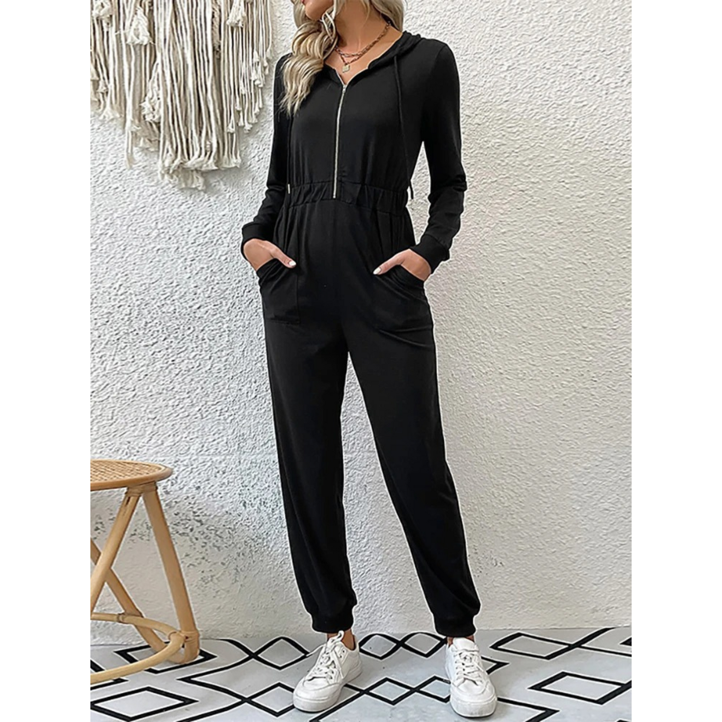 Women's Casual Zip-Up Hooded Tracksuit with Pockets | Perfect for Outdoor Activities