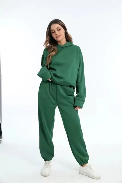 Women's Casual Oversized Hooded Tracksuit with Pockets | Perfect for Outdoor Activities